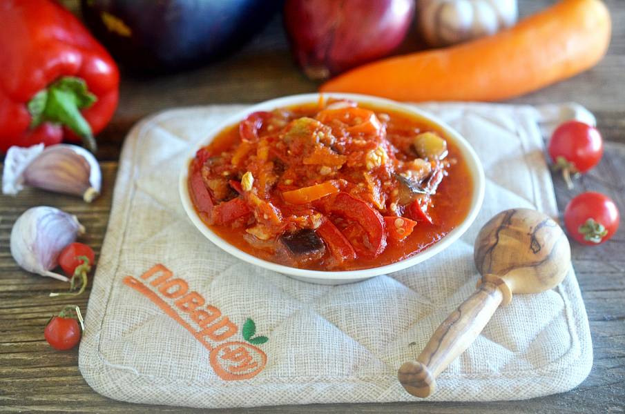 Как приготовить Закуска из баклажан, помидоров и болгарским перцем рецепт пошагово