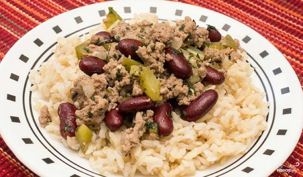 Рис с овощами и фрикадельками — аппетитные и сытное блюдо