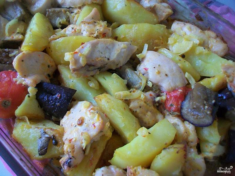 Курица с баклажанами в духовке - рецепты с фото