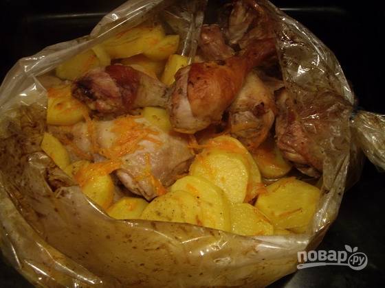 Как приготовить курицу с картошкой в духовке