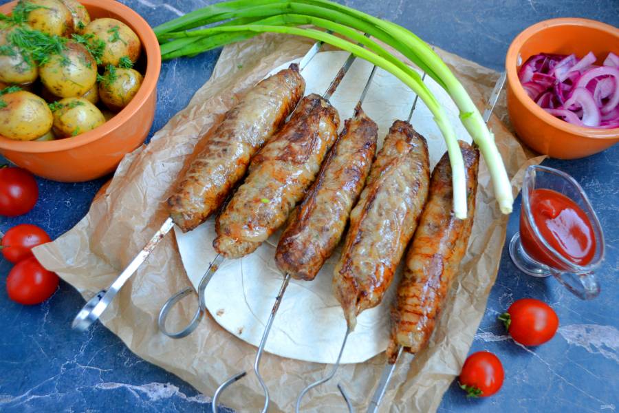 Люля-кебаб в жировой сетке