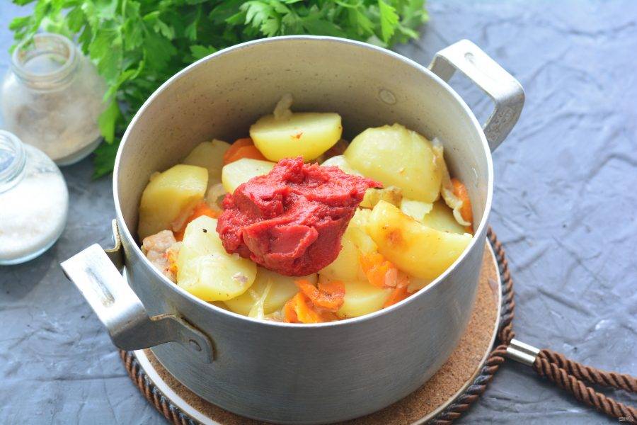 Паста с мясным фаршем и грибами в сметанном соусе - пошаговый рецепт с фото ( просмотра)