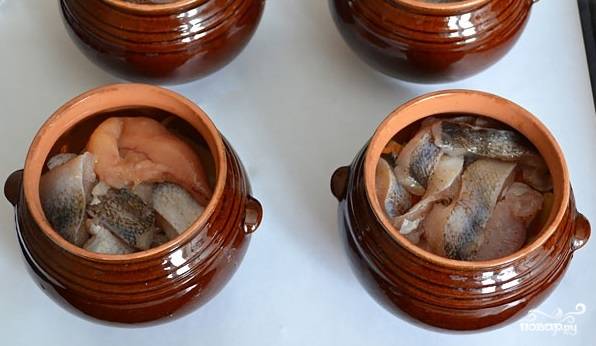 Рыба в горшочке с картошкой: 9 фото в рецепте