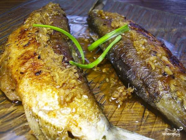 Жареная рыба на сковороде - пошаговый рецепт с фото на gkhyarovoe.ru