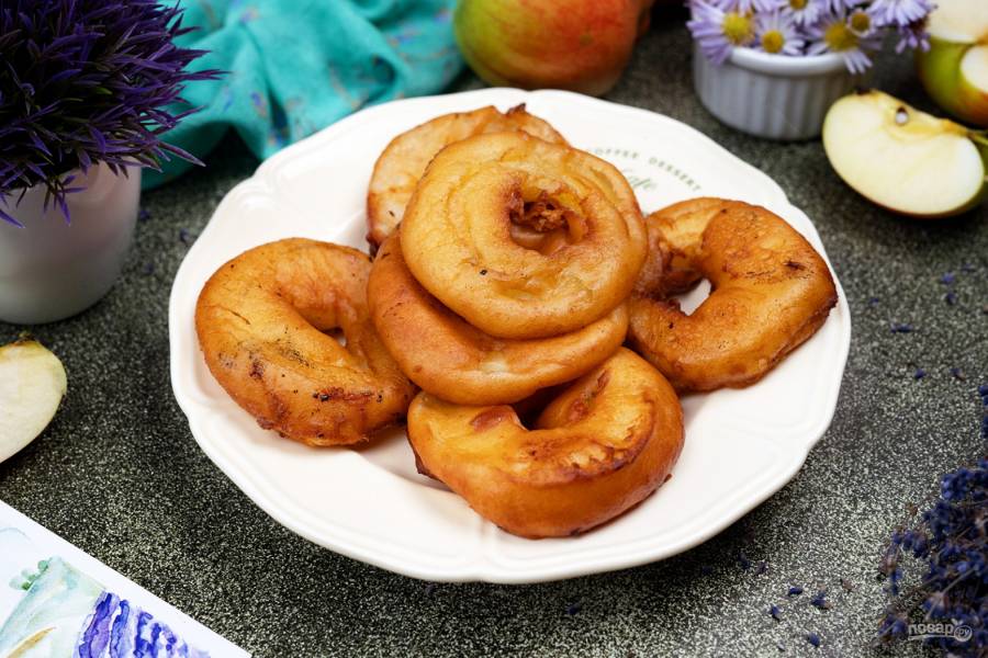 Яблоки в кляре