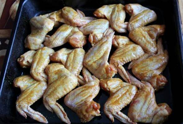 Готовим крылышки в соевом соусе в домашних условиях и Вкуснейшие куриные крылышки в соевом соусе на сковороде