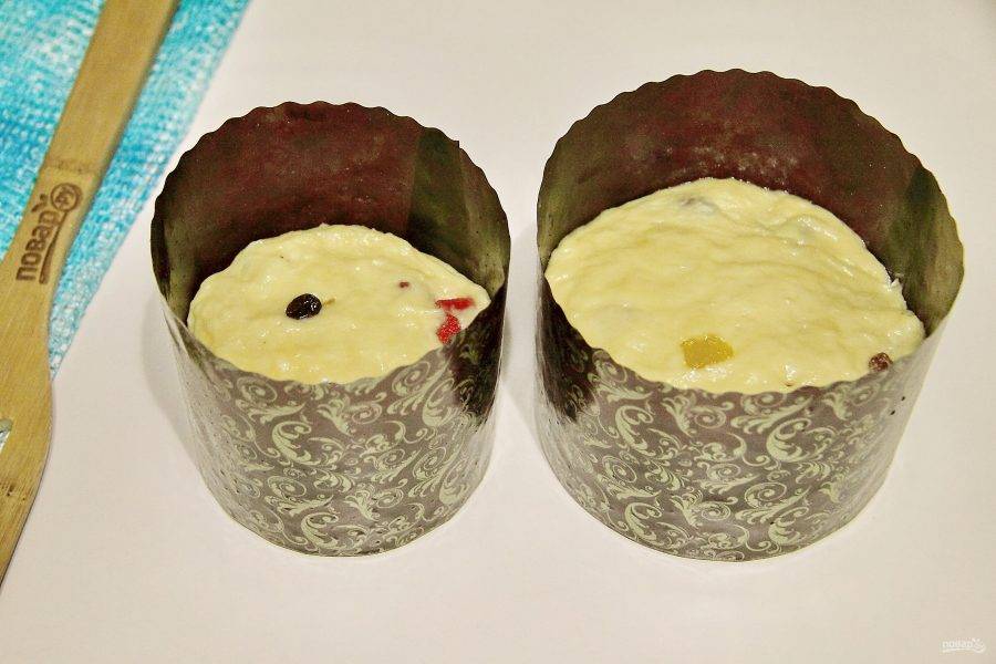 Ингредиенты для кулича. Набор форм 10шт красные зелёные синие для куличей. Формочки для куличей бумажные. Кулич с заварным кремом внутри рецепт с фото пошагово. Чем лучше смазывать формы для куличей.