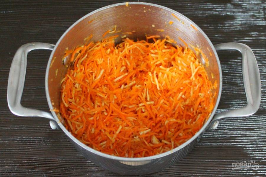 Морковь по-корейски с сельдереем