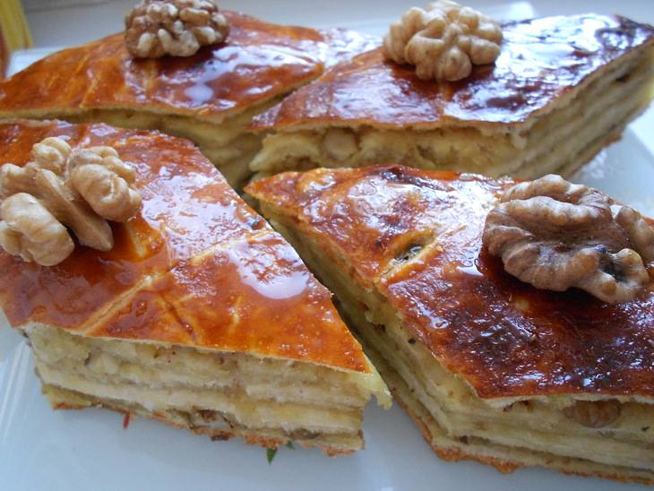 Турецкая пахлава медовая с орехами — рецепт с фото приготовления в домашних условиях
