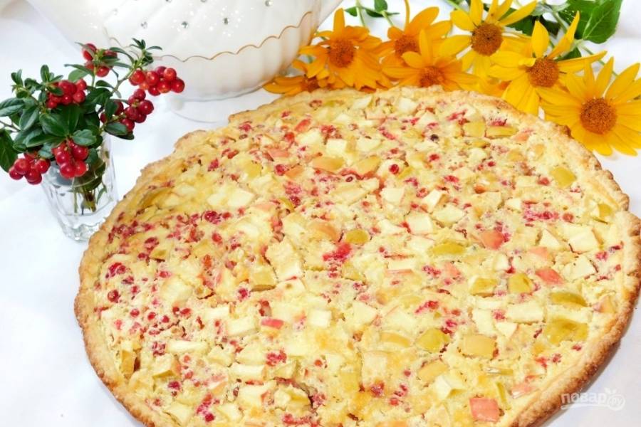 Пирог с брусникой, рецепт с фото пошагово