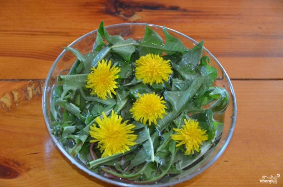 Салат из листьев одуванчика, пошаговый рецепт с фото на ккал