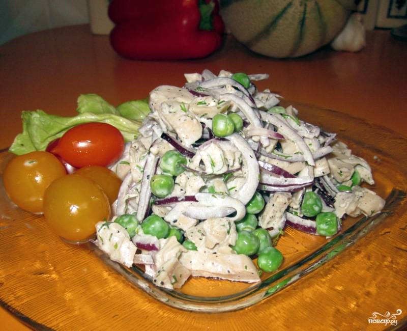 Салат с маринованными кальмарами — рецепт с фото от drivepark-kzn.ru