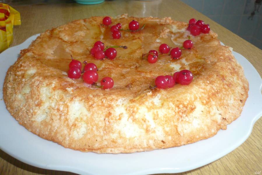 Пирог с яблоками в мультиварке: рецепт приготовления