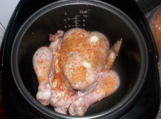 Курица в томатном соусе под майонезом в мультиварке