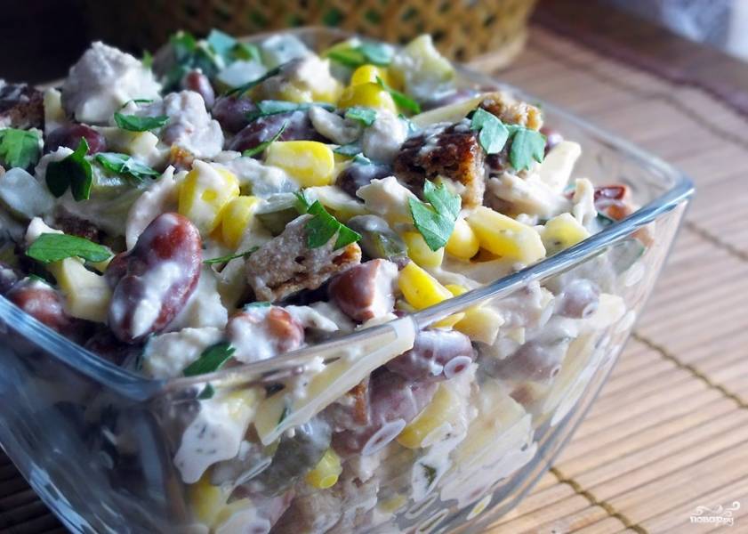 Кукурузный салат с фасолью - рецепт с фото
