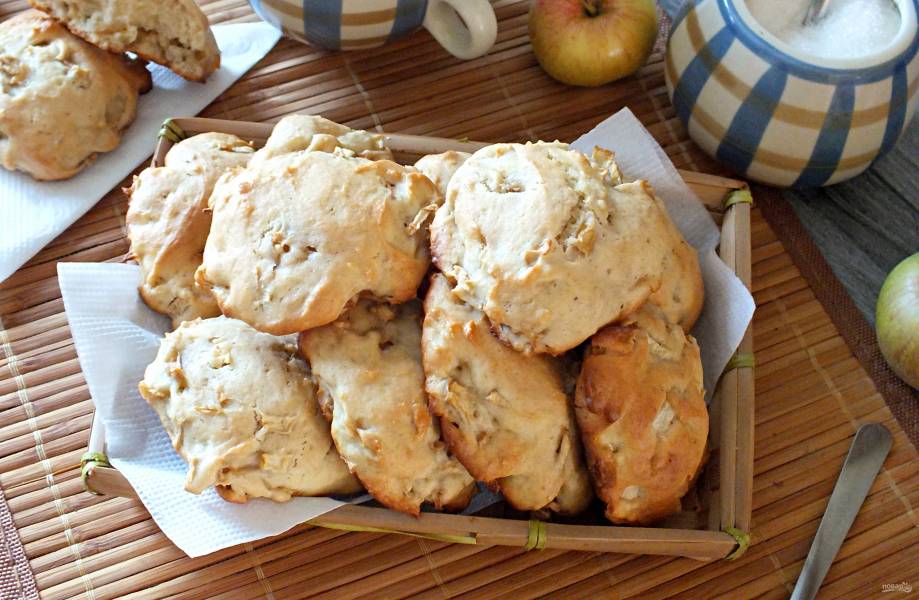 Печенье с яблоками на сметане