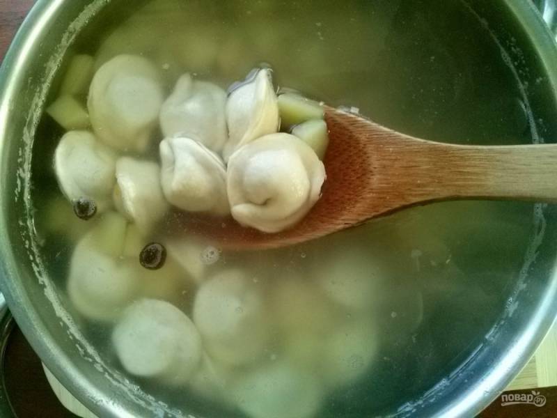 Ингредиенты для «Бабушкин суп с ленивыми пельменями»: