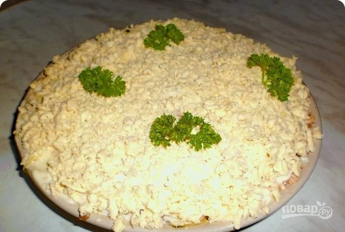Салат из картофеля с копченой горбушей