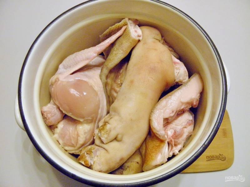 Когда класть чеснок в холодец и холодец из говядины и курицы — 5 рецептов прозрачных холодцов