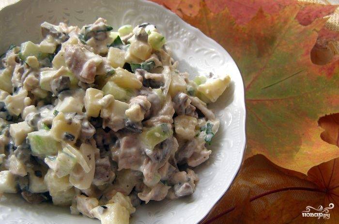 Свежий салат из шампиньонов - рецепт от Гранд кулинара
