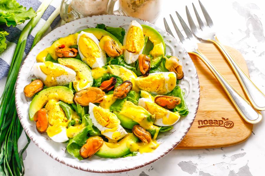 Салат с овощами, мидиями и моцарелой - калорийность, состав, описание - paraskevat.ru