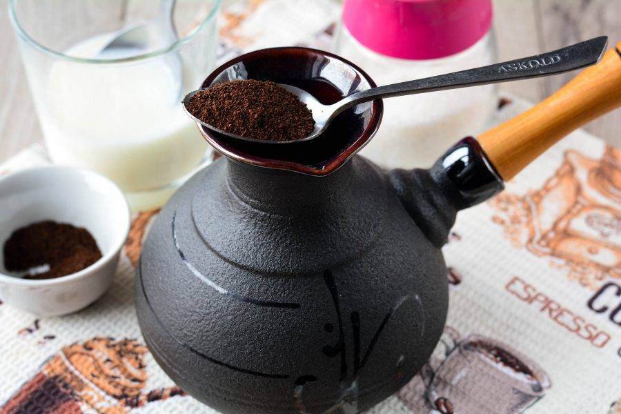 Какие ингредиенты* понадобятся вам для того, чтобы приготовить кофе латте в турке: