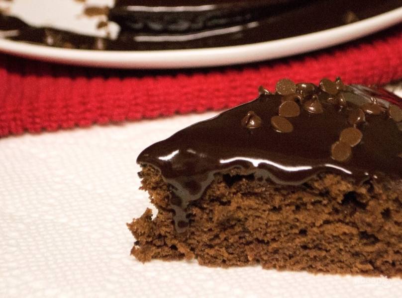Домашний шоколадный торт с шоколадной глазурью