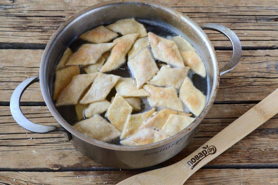 Сколько варить тесто для бешбармака и бешбармака — 10 пошаговых рецептов приготовления в домашних условиях