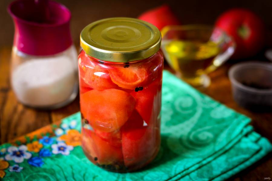 Салат капустный с помидорами, перцем и растительным маслом: рецепт
