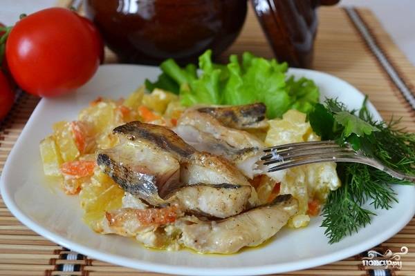 Рыба в горшочках с овощами (в духовке) — рецепт с фото пошагово