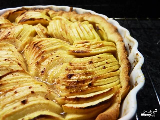 Рассыпчатый яблочный пирог с корицей рецепт – Европейская кухня: Выпечка и десерты. «Еда»