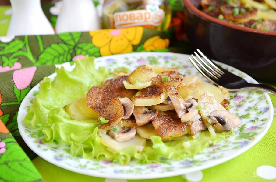 Картофельная запеканка с грибами и чесноком