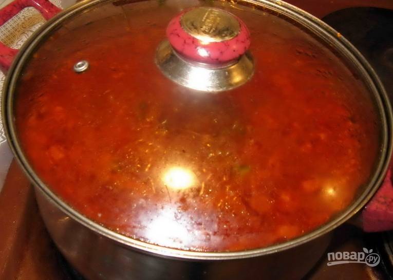 Кипятим суп еще 5 минут, снимаем его с плиты. Даем настояться под крышкой 1 час.