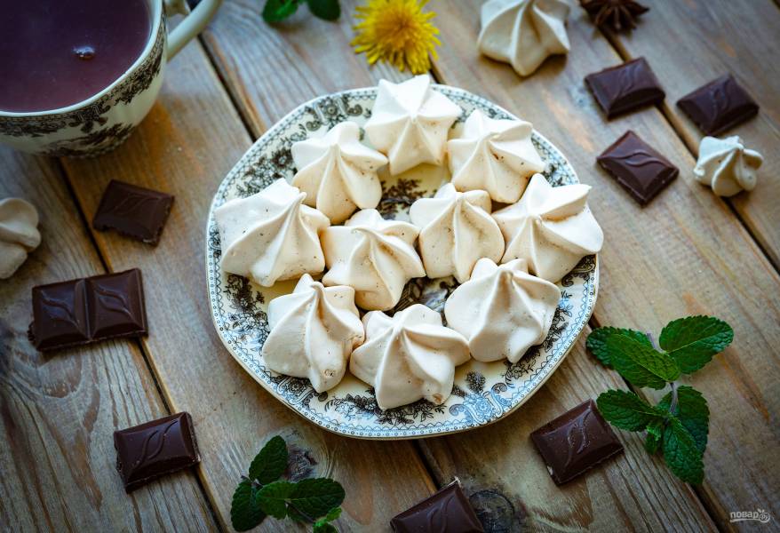 Безе в аэрогриле