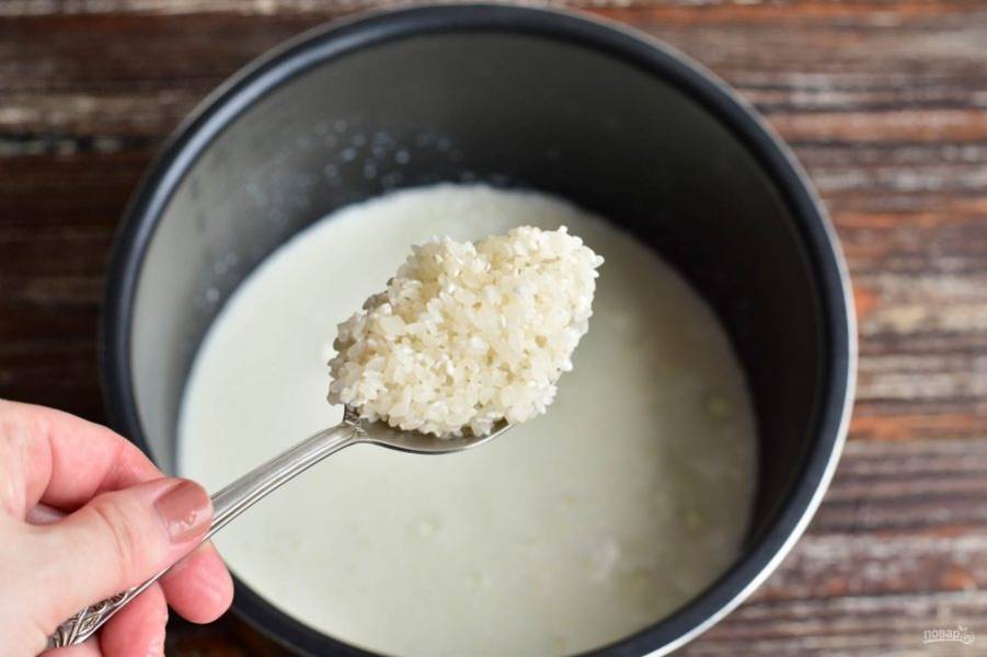 Рисовая каша с черносливом и орехами в мультиварке