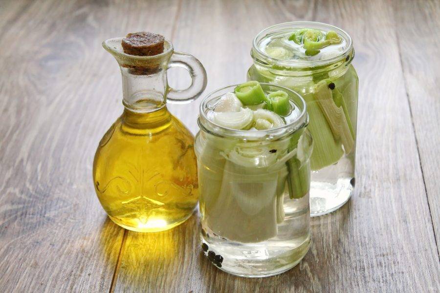 Маринованный лук порей на зиму рецепт. Лук порей маринованный.