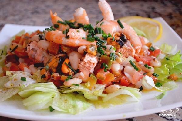 Салат с красной рыбой (30 рецептов с фото) - рецепты с фотографиями на Поварёmalino-v.ru