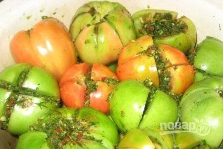 Фаршированные зеленые квашеные помидоры
