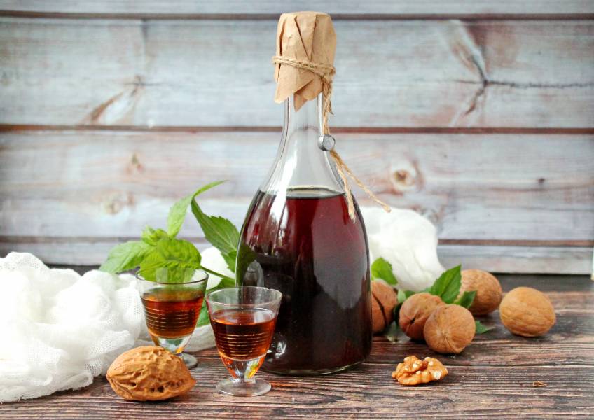 перегородки грецкого ореха настойка на спирту польза | Дзен