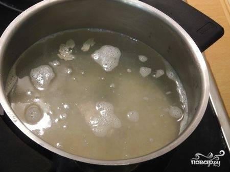 Залить холодной водой и оставить на 1-2 часа. 