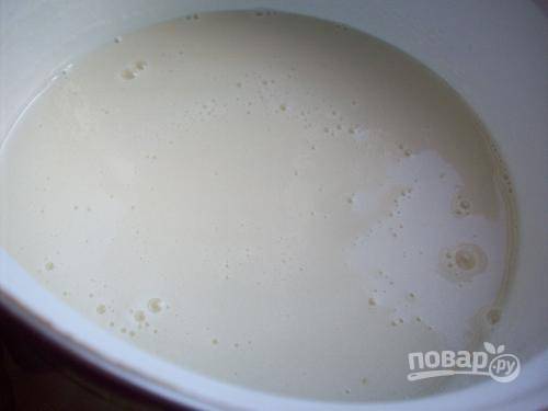 Спустя 30 минут сахарно-молочная смесь будет выглядеть, как на фото.