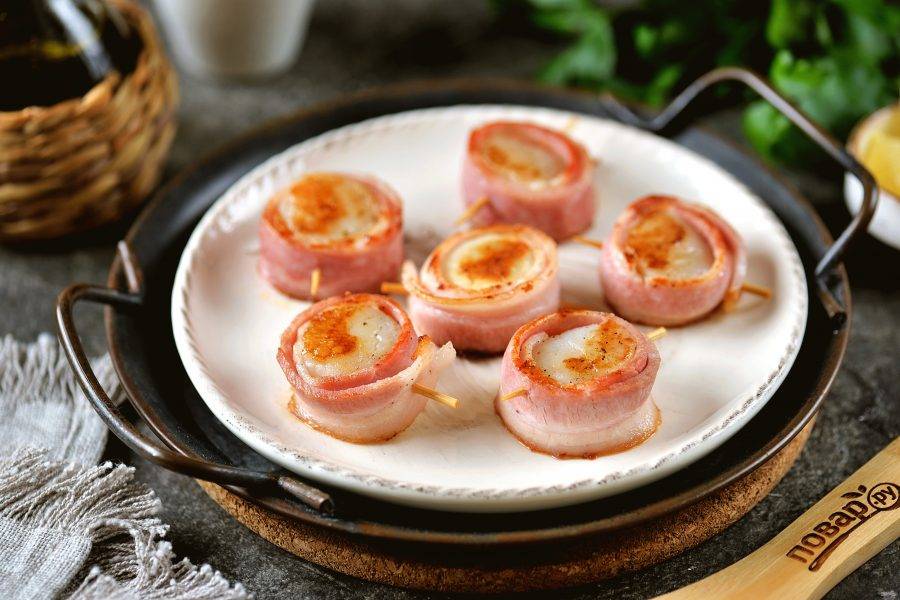 Шашлычки из морского гребешка в беконе – пошаговый рецепт приготовления с фото