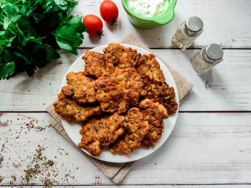 Рубленные куриные оладьи - классический рецепт с пошаговыми фото