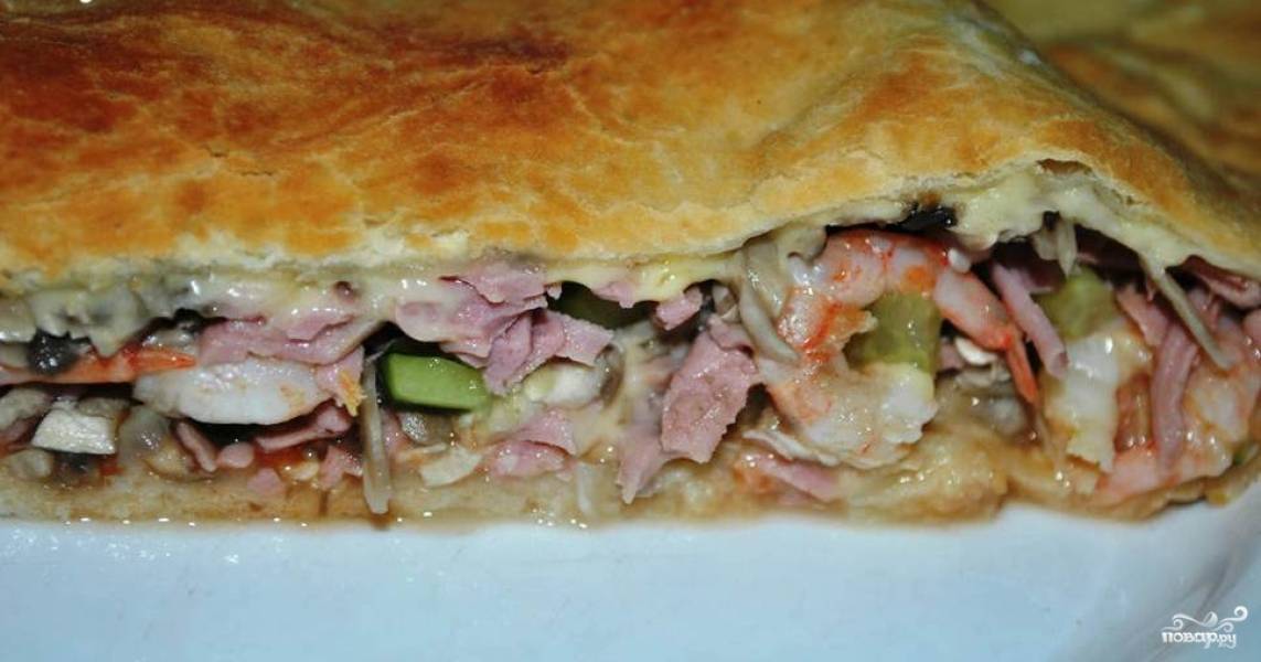 Пицца с креветками и грибами