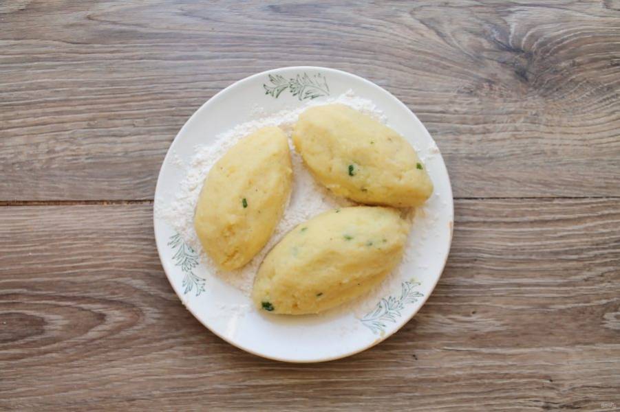 Картофельные зразы с луком и яйцом рецепт с фото