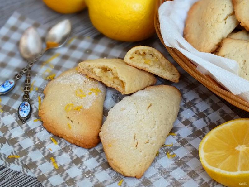 Печенье с лимоном и сахарной глазурью