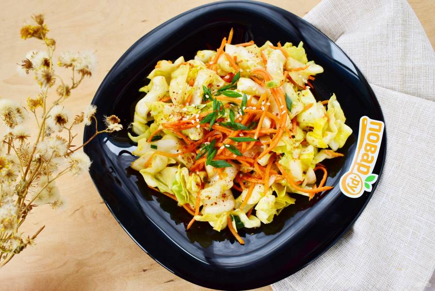 Ингредиенты для «Закуска из капусты с морковью по-корейски»: