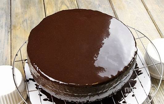 Как приготовить Муссовый торт с зеркальной глазурью рецепт пошагово