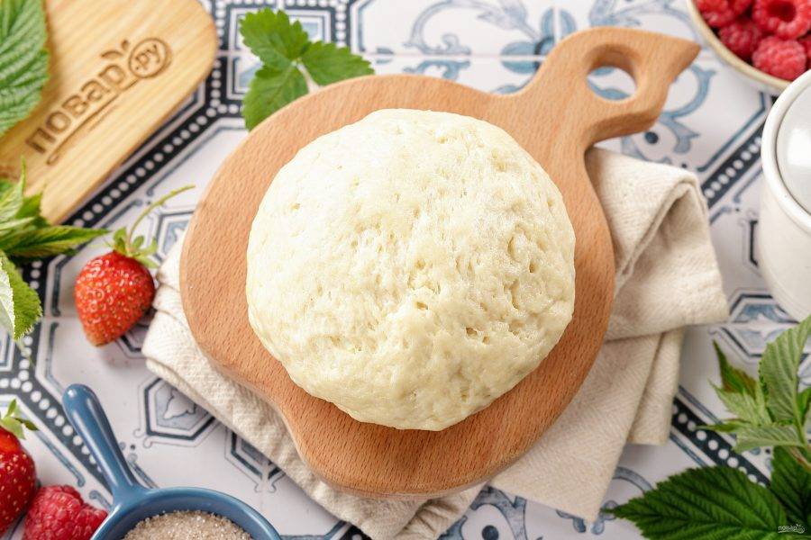 Песочное тесто на сметане готово. Удачной вам выпечки!
