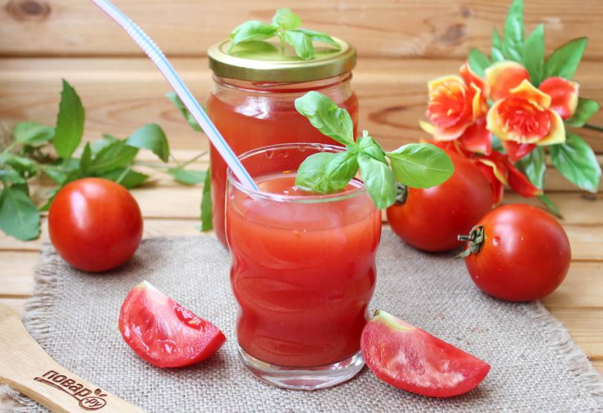 Рецепт домашнего томатного сока из помидор на зиму через мясорубку: пошаговая инструкция